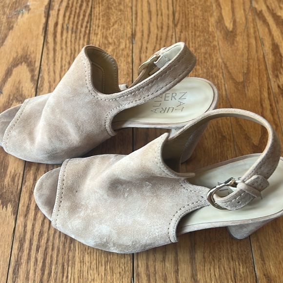 Naturalizer 7.5 - Picture 2 of 4